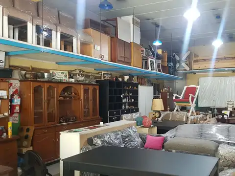 Av. Pres Arturo Illia 1300