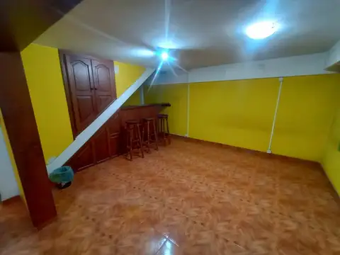 Casa en Alquiler de 3 dormitorios