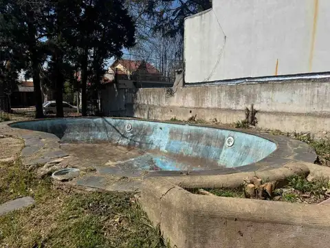 Terreno en Venta en Adrogue, USD 100.000