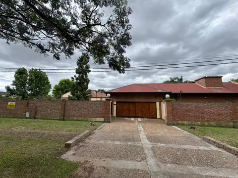 Casa en Venta en Alamos Del Aeroclub, USD 420.000