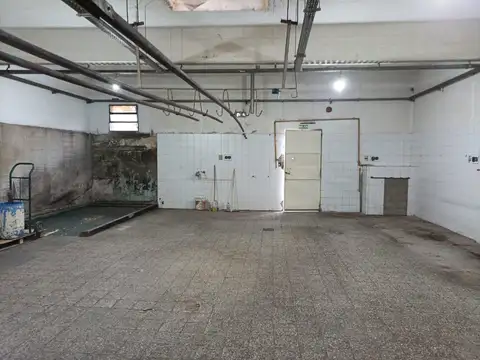 Galpon en Alquiler en Caseros, $ 1.800.000