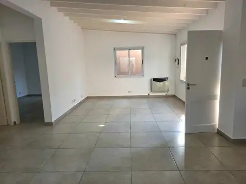 Depto Tipo Casa en Venta 4 años
