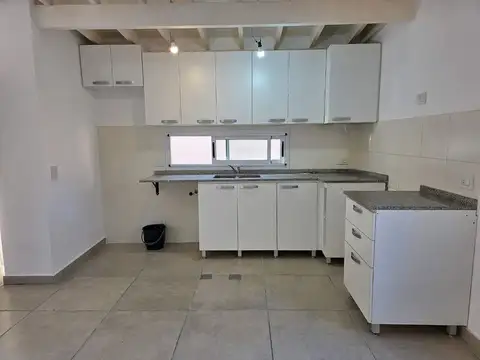 Depto Tipo Casa 3 ambientes con 1 baño