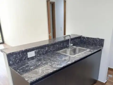 Departamento en Alquiler en Alberdi, $ 500.000