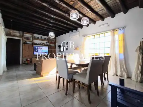 Venta de Casa 5 AMBIENTES en Los Palenques, Pilar.