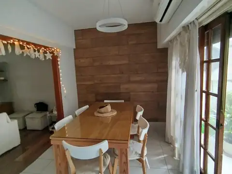 Depto Tipo Casa en Venta con 1 cocheras