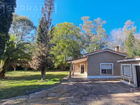 Casa en Venta con 2 cocheras