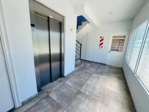 Pablo Simbrón 2800, Piso 3