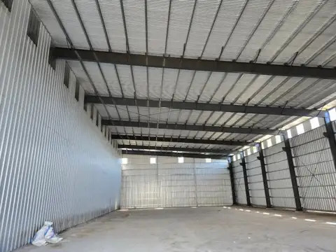 Galpon en Alquiler en Alvear, USD 3.360