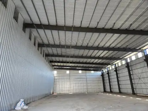 Galpón 840 m Parque I Alvear