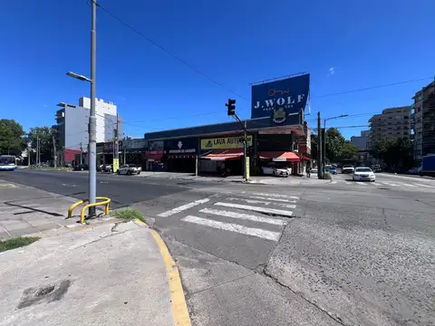 Local en Alquiler en Villa Lynch, USD 3.800