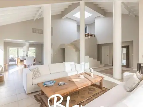 Casa en Alquiler Temporal de 4 dormitorios