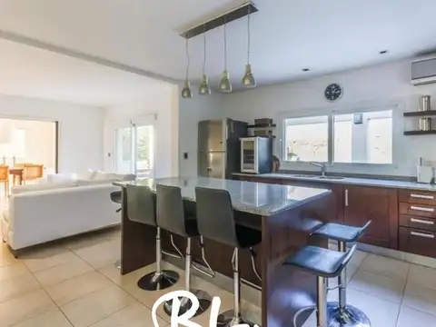 Casa  en Alq. Temporario en Villa Olivos, Escobar, G.B.A. Zona Norte