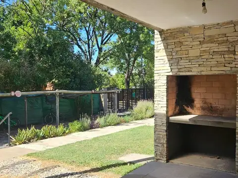 Sargento cabral al 700