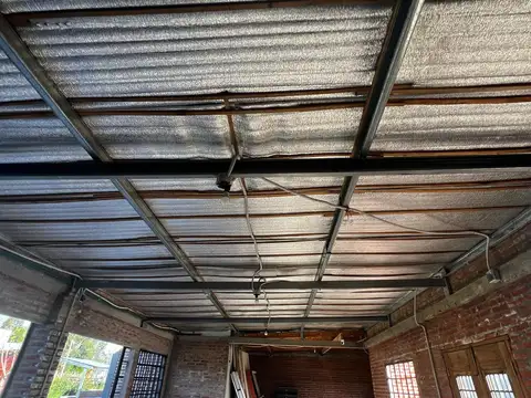 Casa 4 ambientes con 1 baño