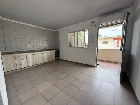 VENTA PH 2 AMBIENTES REFACCIONADO EN VILLA BOSCH