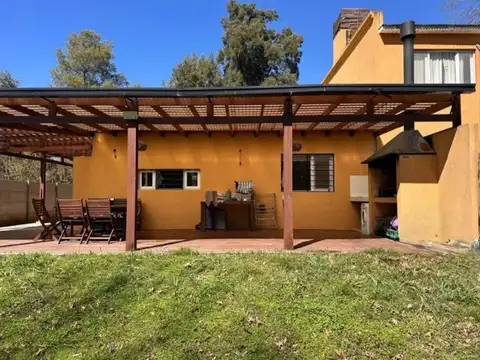 CASA EN VENTA - LOS CARDALES - BARRIO LA PLEGARIA