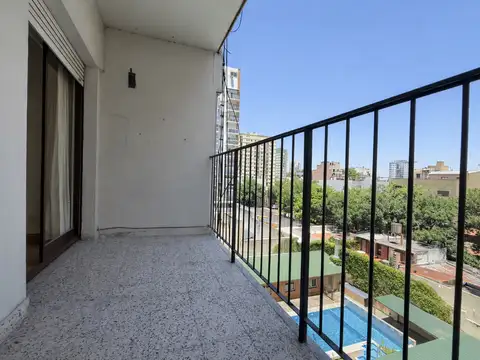 Departamento 4 Ambientes en Torre - Saavedra - Venta