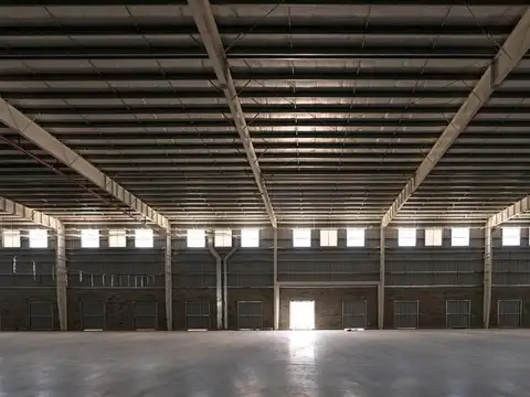 Galpon en Alquiler en Garin, USD 21.000