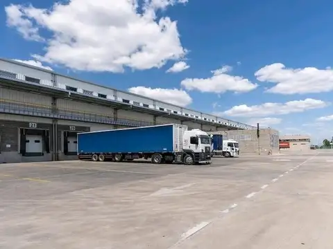 Alquiler Plaza Logística Tortugas 6.000 m2 en Garín