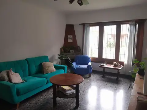 Casa en Alquiler en Olivos Maipu/Uzal, $ 2.400.000
