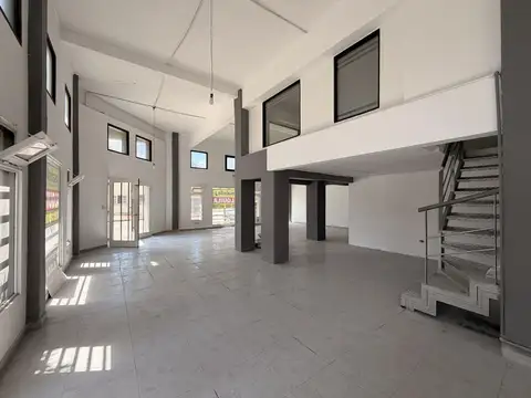 Local en Alquiler A Estrenar