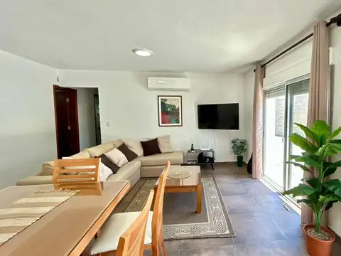 Avenida Antonio Camacho 100