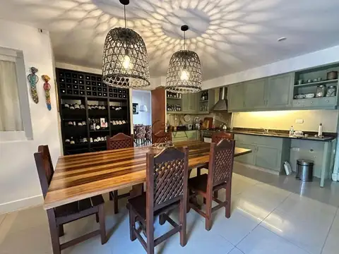 Gral. Rivas 3052, B7602DMF Mar del Plata, Provincia de Buenos Aires, Argentina, Mar Del Plata, Buenos Aires, Argentina.