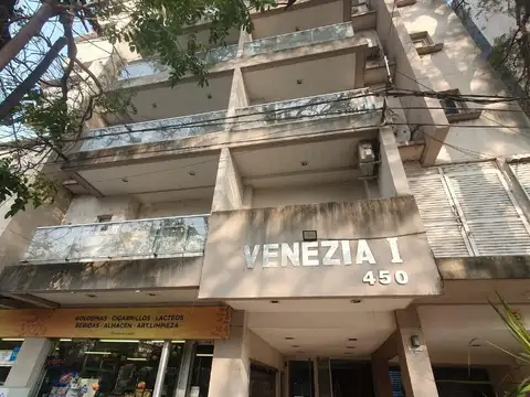 Avenida Italia 450 , Piso 10