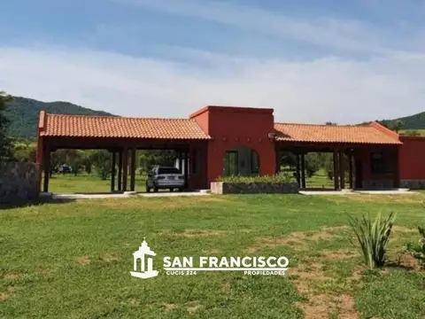 Loteo Las Cañadas, Pueblo Urbano RN9 - Frente a la Lucinda