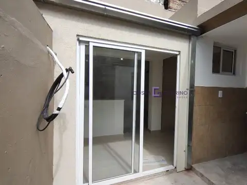 Depto Tipo Casa 2 ambientes con 1 baño