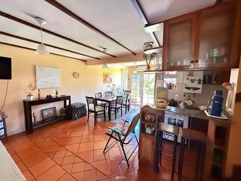 Casa en Venta con 1 cochera