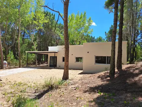 Casa en Venta con 1 cochera