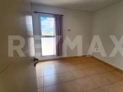 Depto Tipo Casa en Venta en General Fernandez Oro, USD 80.000