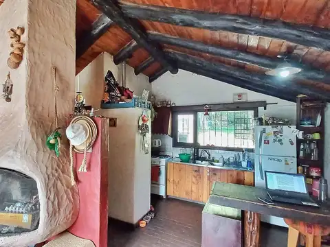 Casa 2 ambientes con 1 baño