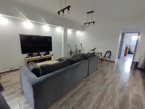 Departamento 3 ambientes con 2 baños