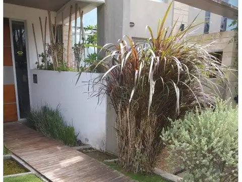 Estudio Cerca del Mar. Pinamar.