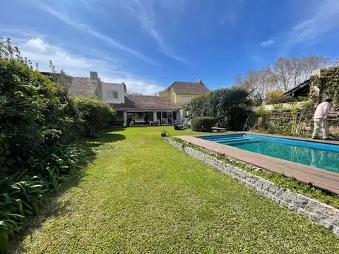 Casa en Venta de 4 dormitorios