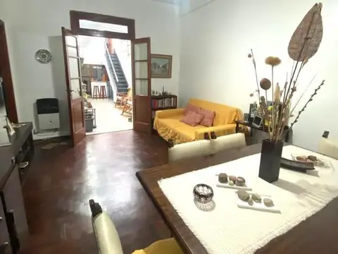 Depto Tipo Casa 4 ambientes con 1 baño