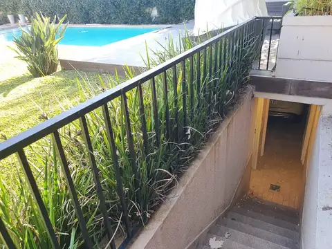 Casa 7 ambientes con 4 baños