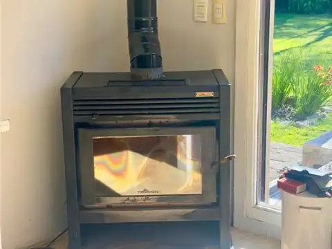 Casa en Venta con 3 cocheras