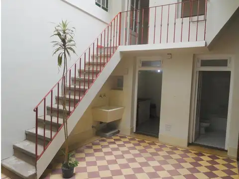 24 De Noviembre 400 , Piso PB