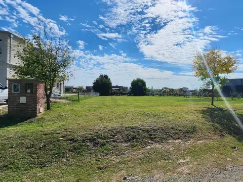 Terreno en Venta 15  mts Frente