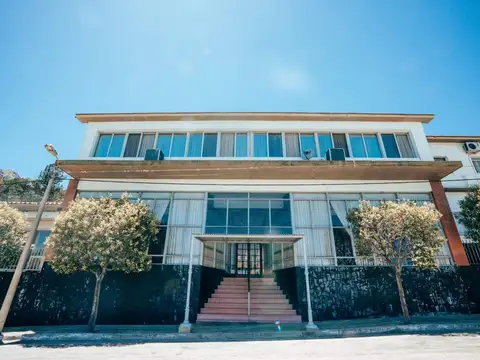 Avenida de los Cesares 3200