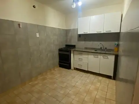 Depto Tipo Casa en Alquiler 50 años