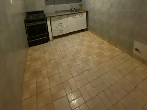 Depto Tipo Casa 4 ambientes con 1 baño