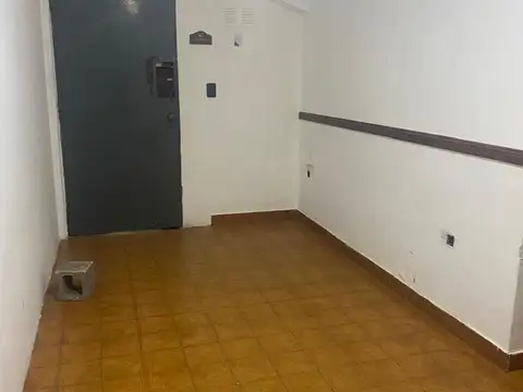 Depto Tipo Casa en Alquiler de 4 ambientes