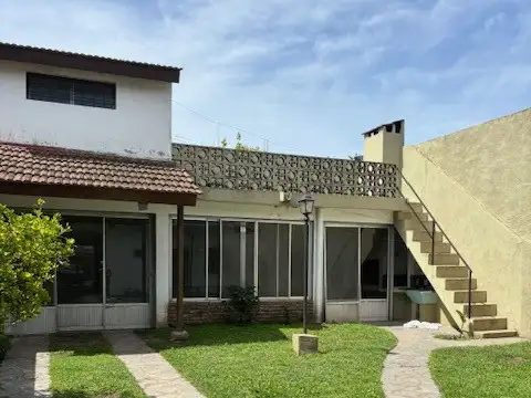 Carlos Pellegrini 1000