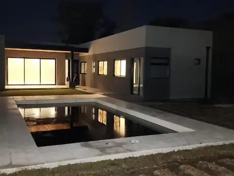 Casa en Venta en Ibarlucea, USD 135.000