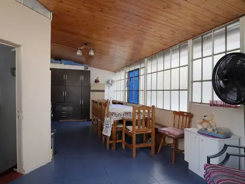 Depto Tipo Casa 4 ambientes con 1 baño